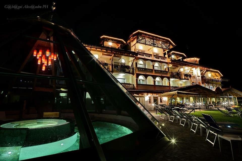 Rene Dolomites Boutique Hotel Поцца-ди-Фасса Экстерьер фото